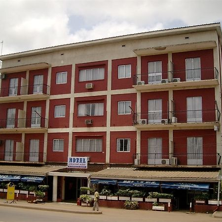 Relais Saint Jacques Hotel ยาอุนเด ภายนอก รูปภาพ